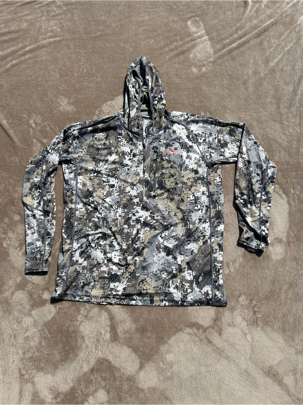 New Men's XXL Sitka Light Weight Core Merino 120 Hoodie - $80 Optifade Elevate 2